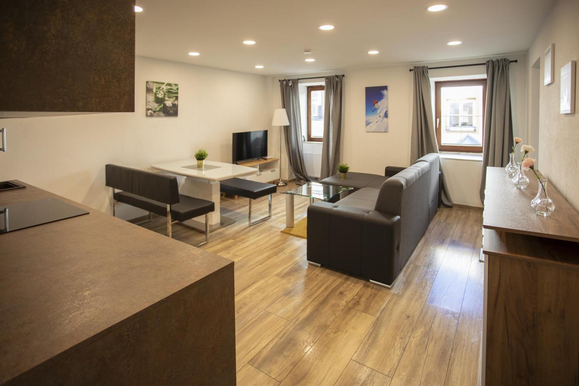 Modern Old Town Apartment Hall in Tirol Exterior photo
